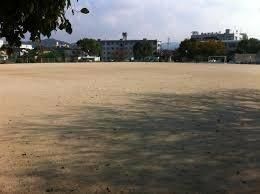 近くの公園まで377m（徒歩5分）