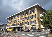 近くの向日町警察署まで1,109m（徒歩14分）