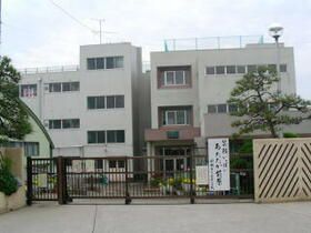 近くの船橋市立前原小学校まで856m（徒歩11分）