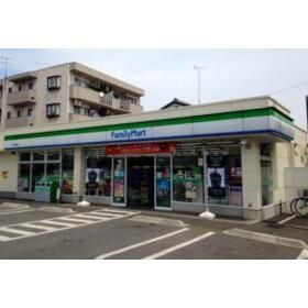 近くのコンビニまで448m（徒歩6分）