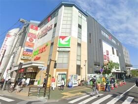 近くのザ・ダイソー　グッディプレイス港南中央店まで1,381m（徒歩18分）
