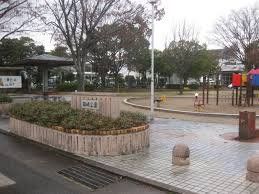 近くの旗崎公園まで285m(徒歩4分)