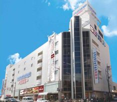 近くのマミーズプレミアム 六ツ門店まで1,009m（徒歩13分）