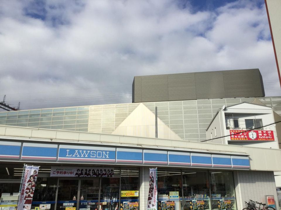 近くのローソン 久留米花畑店まで364m（徒歩5分）