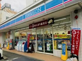 近くのローソン久留米大手町店まで425m(徒歩6分)