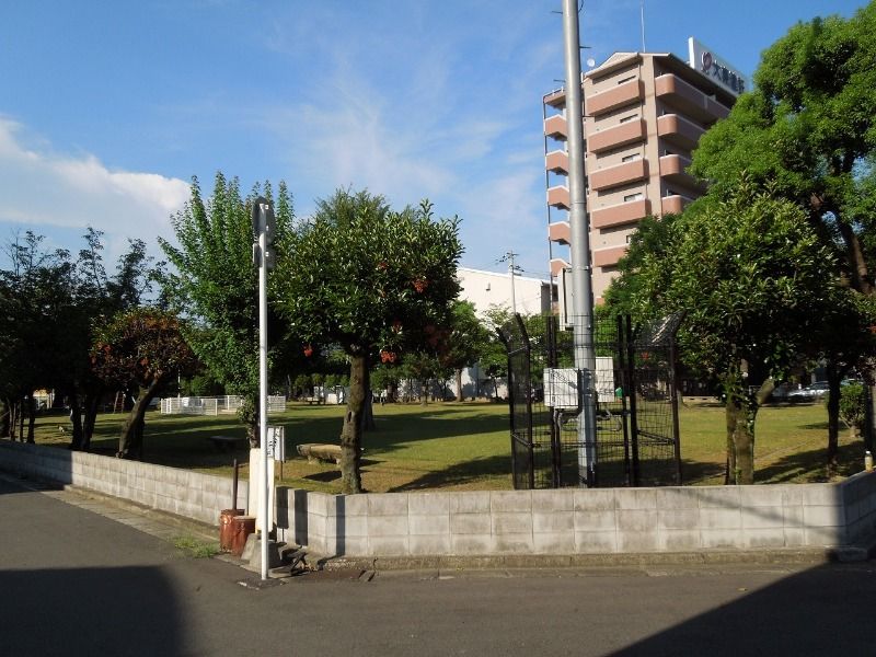 近くの横枕西公園まで300m（徒歩4分）