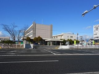 近くの郡山警察署まで850m（徒歩11分）