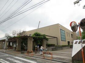 近くの茅ヶ崎市立図書館まで851m(徒歩11分)