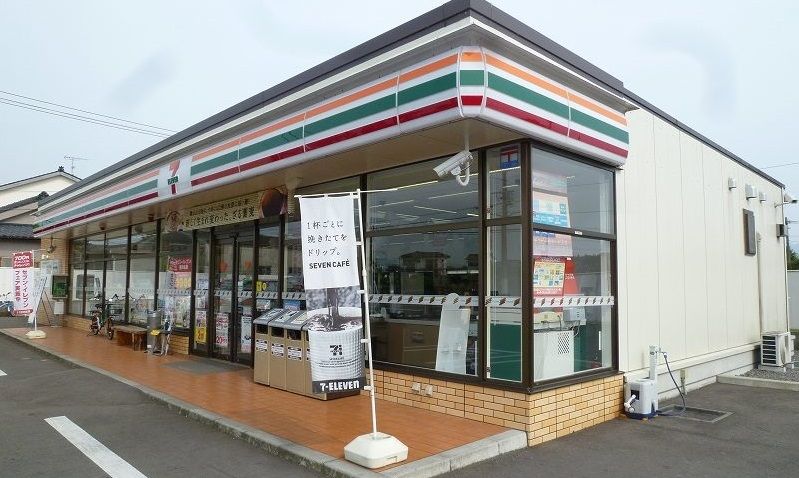 近くのセブン-イレブン 都城早水町店まで130m(徒歩2分)