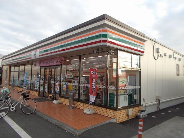 近くのセブンイレブン　富士市島田町店まで550m（徒歩7分）