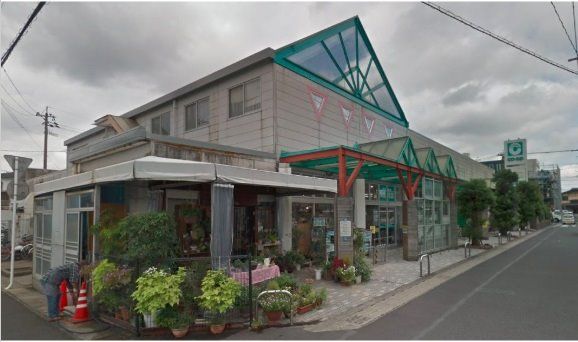 近くの生協コープかごしままで707m（徒歩9分）