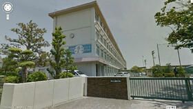 近くの浜松市立東部中学校まで650m（徒歩9分）