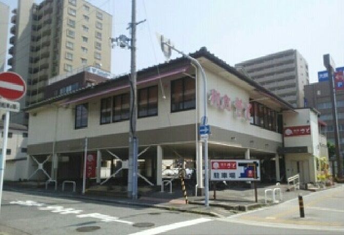 近くの和食さと 堺宿院店まで500m（徒歩7分）