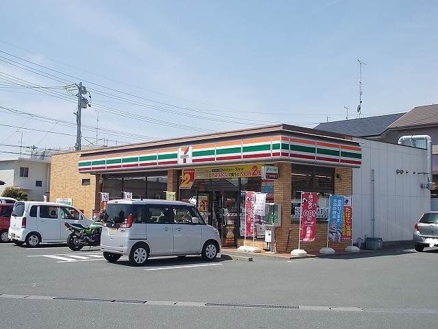 近くのセブン-イレブン磐田堀之内店まで743m(徒歩10分)