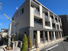フルール アンジュの外観画像