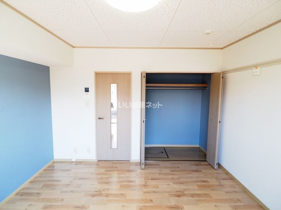 ベッドルーム