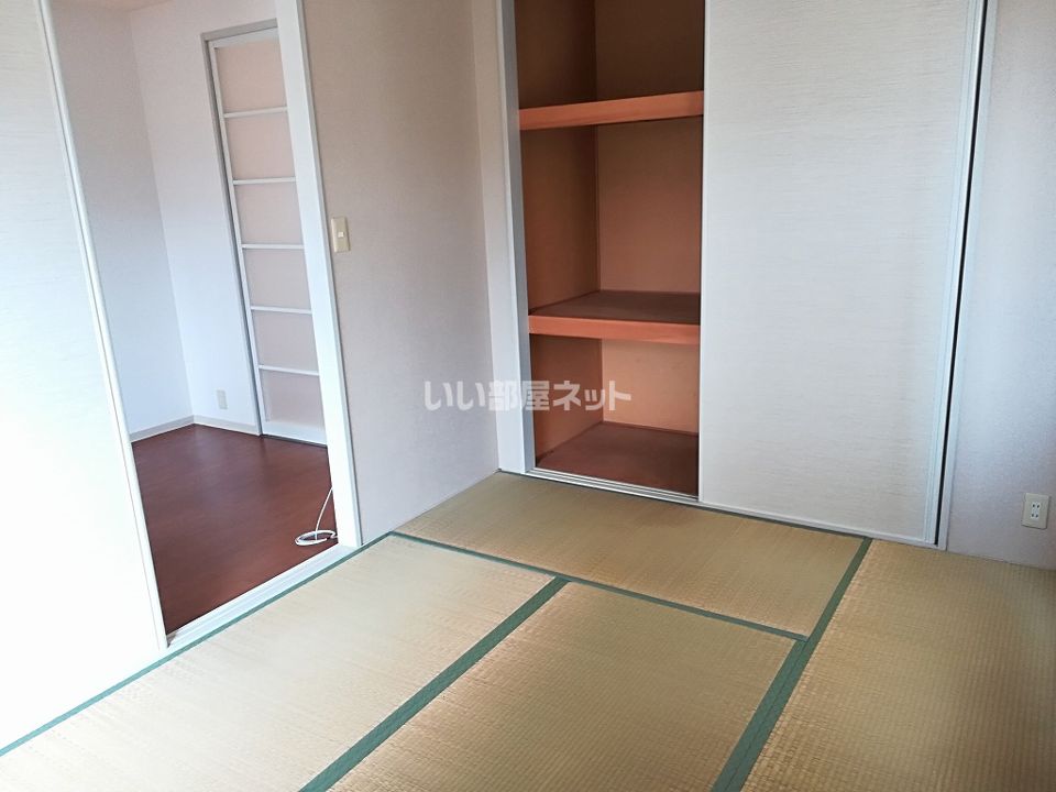ベッドルーム
