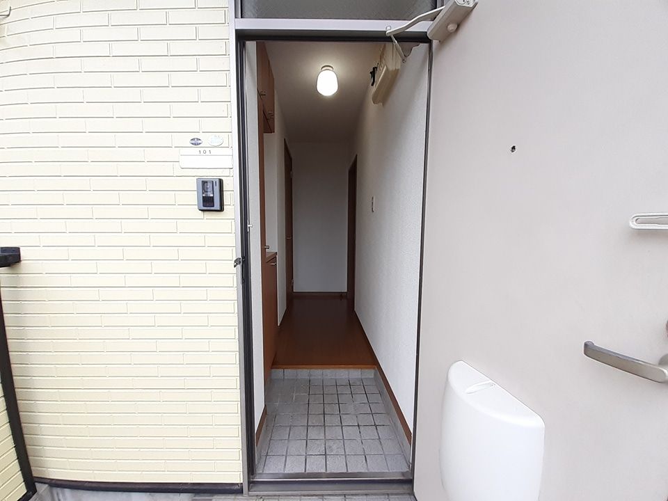 玄関
