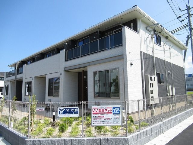ラックフィールドAの外観画像