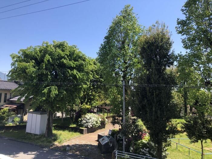 近くに施設あり