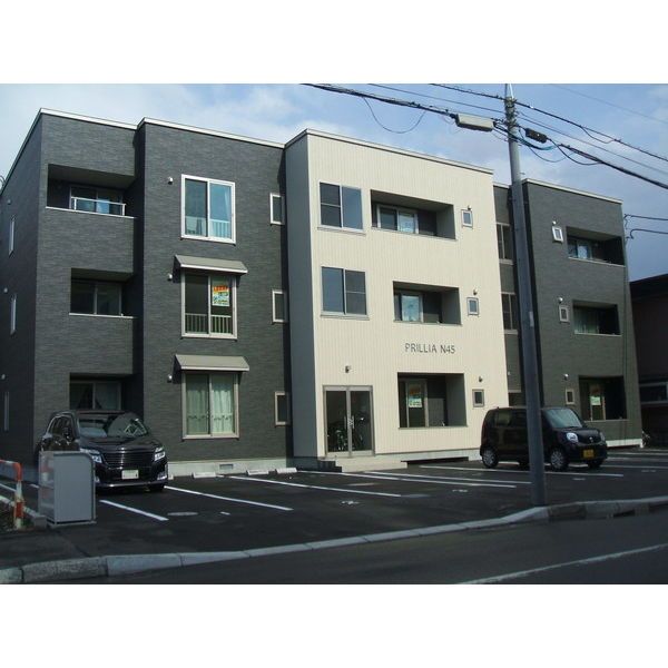 プリリアN45の外観画像