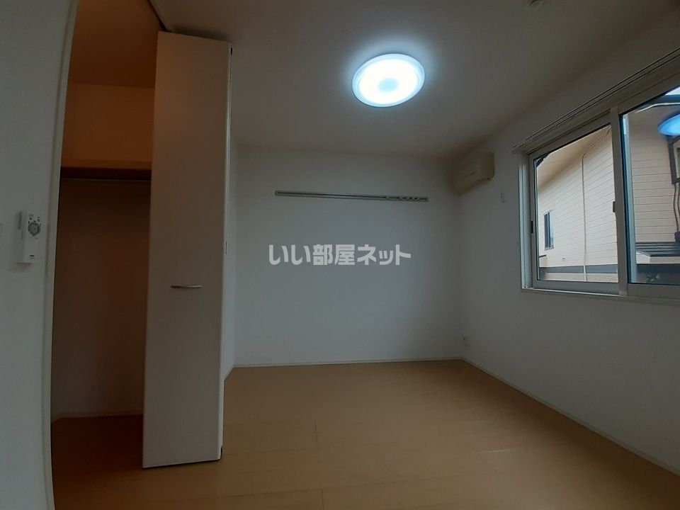 ベッドルーム