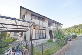 クイーンズコートの外観画像