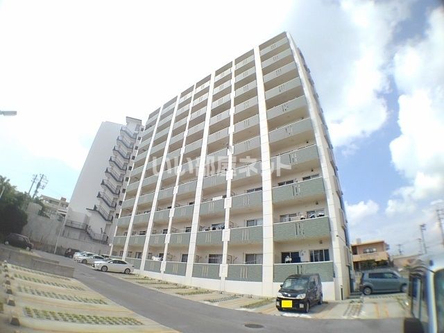  築9年 10階建の賃貸物件