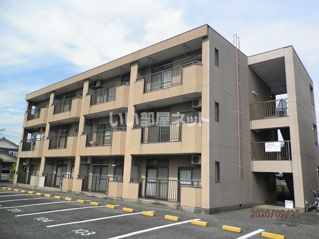 コンドミニアムの外観画像