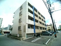 石田シティ 銘苅の外観画像