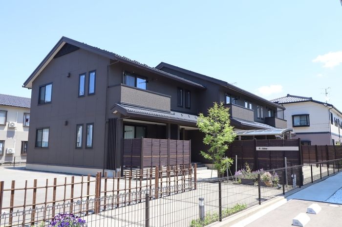 峰の外観画像