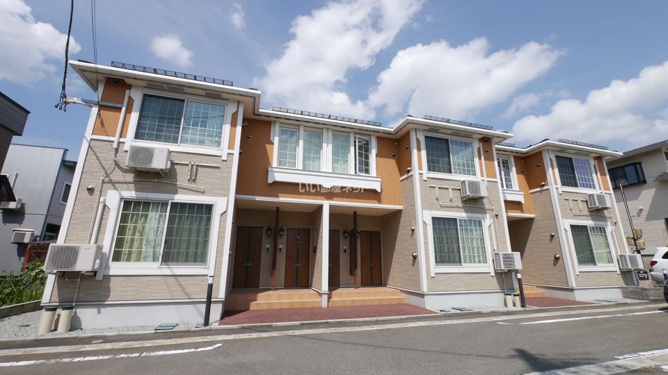 ココ ハピネスの外観画像