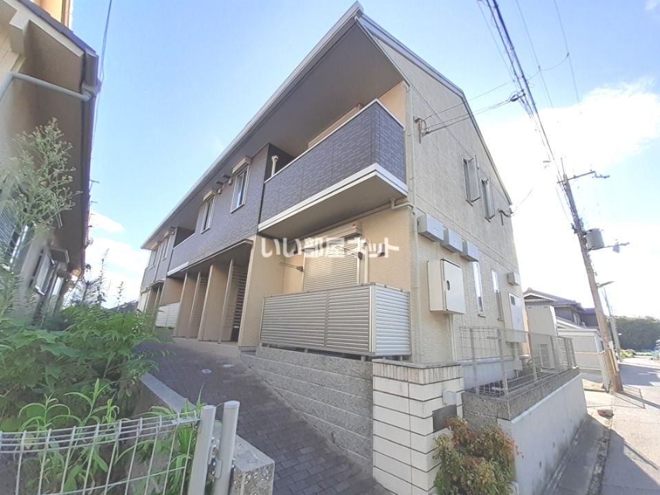 プラムコート大安寺A棟の外観画像