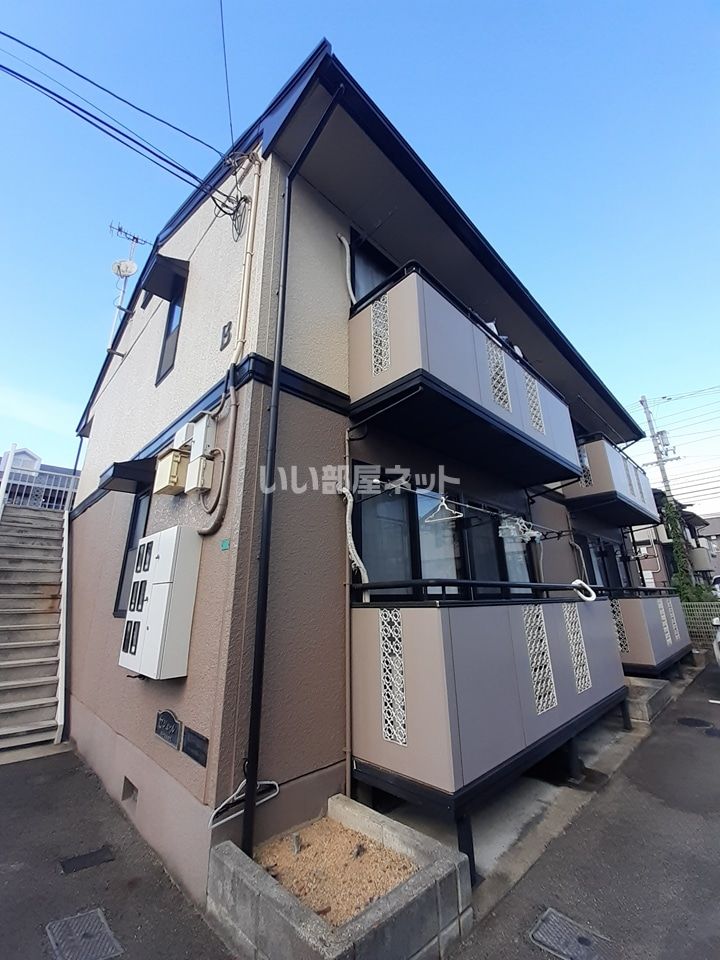 シューグランドール A棟の外観画像