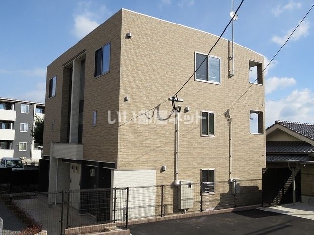 プラシード中須賀の外観画像