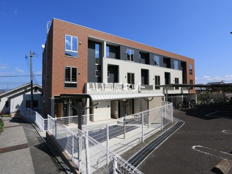 別府大学駅より徒歩23分 築10年11ヶ月 3階建の賃貸物件