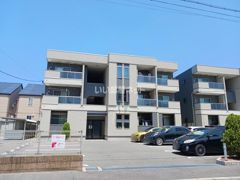 オーブ ドゥース Ⅱの外観画像