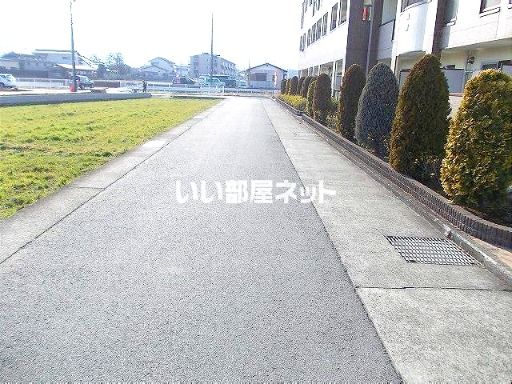 近くに施設あり