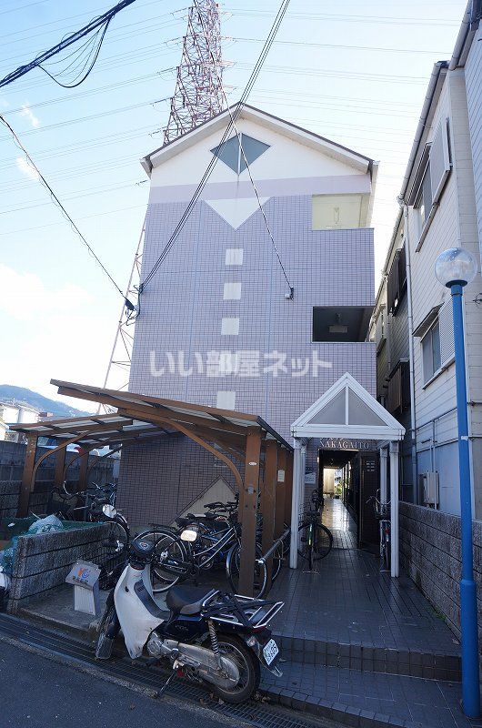 シャルマン中垣内の外観画像