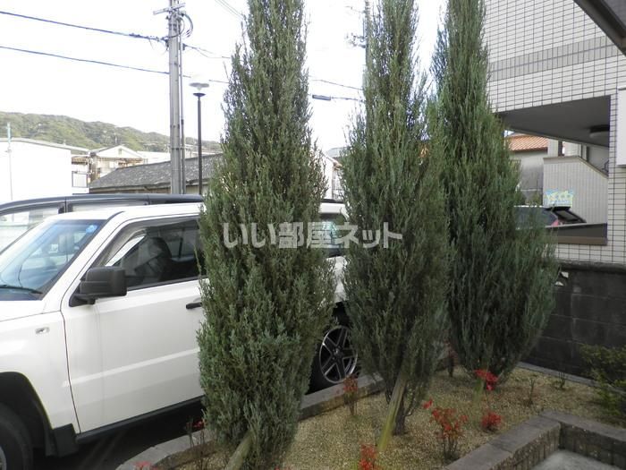 近くに施設あり