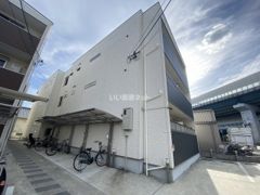 クリエオーレ三ツ島Ⅱの外観画像