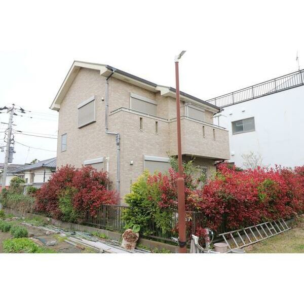 大磯町西小磯貸家の外観画像