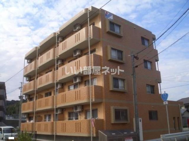 クローバーの外観画像