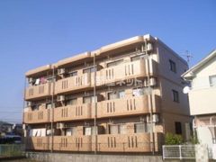 アンビシャスの外観画像