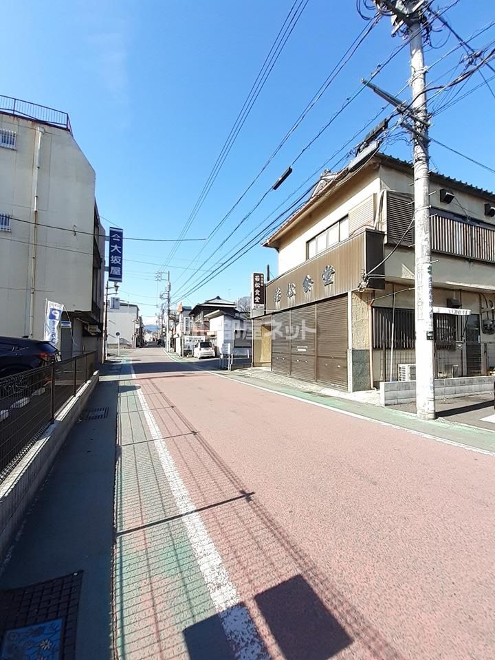 近くに施設あり