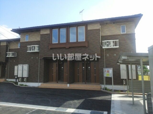 レーゲンボーグ B棟の外観画像