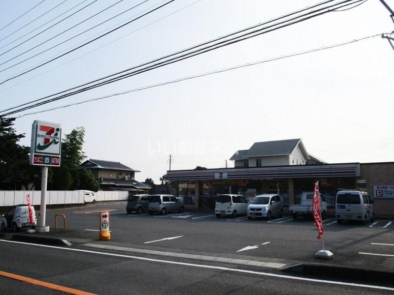 近くに施設あり