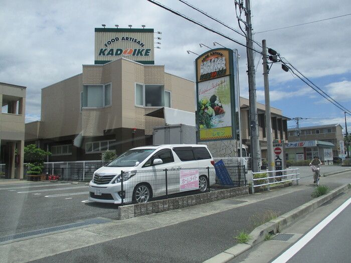 近くに施設あり