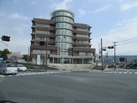 近くに施設あり