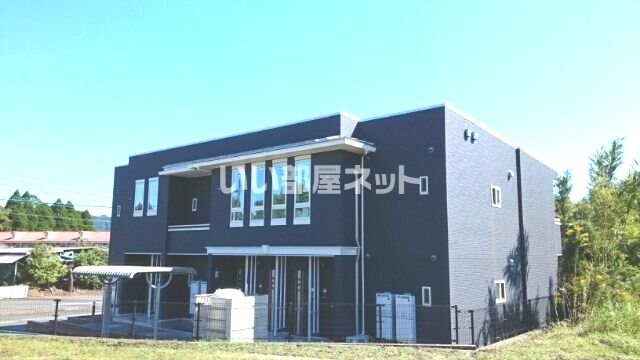 シャローム 中学校通りの外観画像